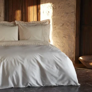 ست جهزیه 7 پارچه کاراجا هوم مدل Belinda Ekru کد 505000729