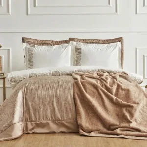 ست جهزیه روتختی 8 پارچه کاراجا هوم مدل Andrea کد 505000727